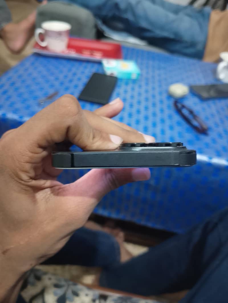 Apple iPhone 14 Pro Max 5