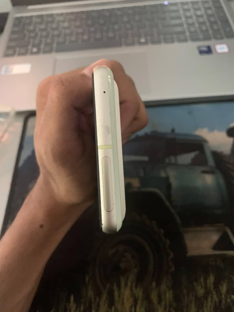 Google Pixel 7 5