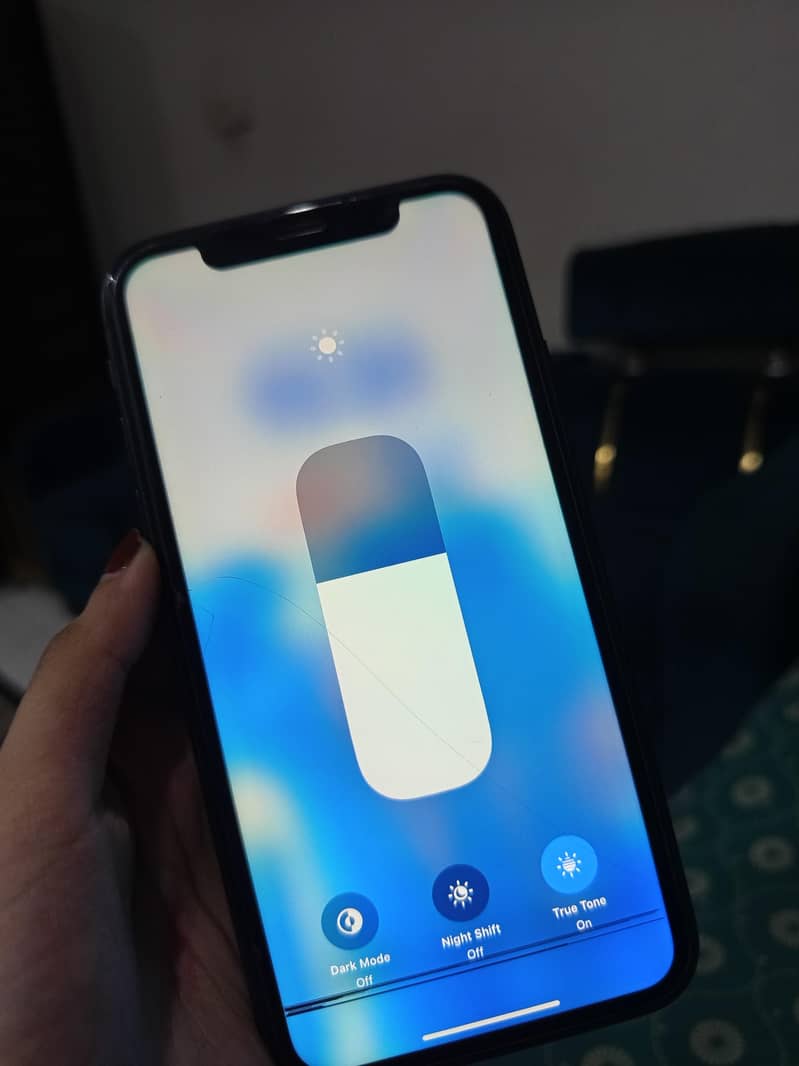 Apple iPhone 11 0