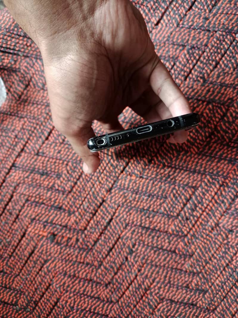 Samsung note 8 4