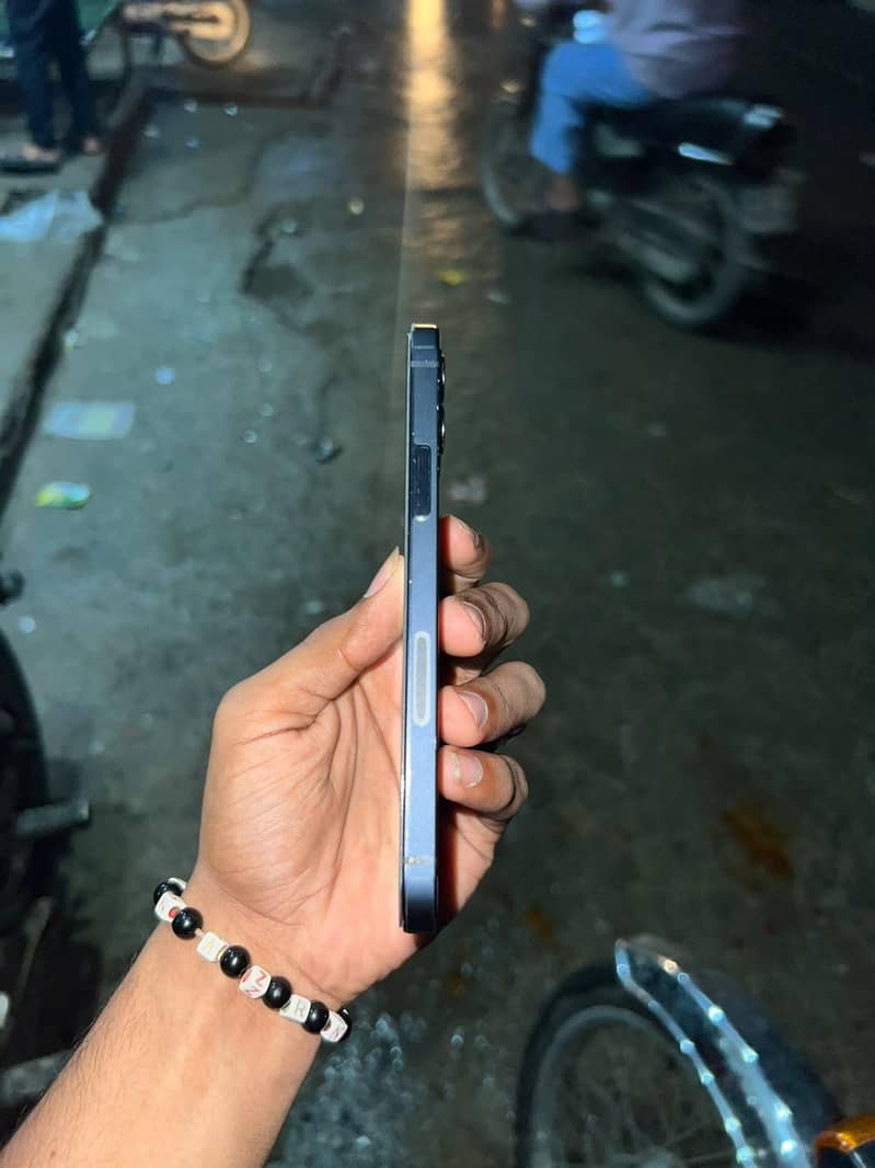 IPHONE 12 2