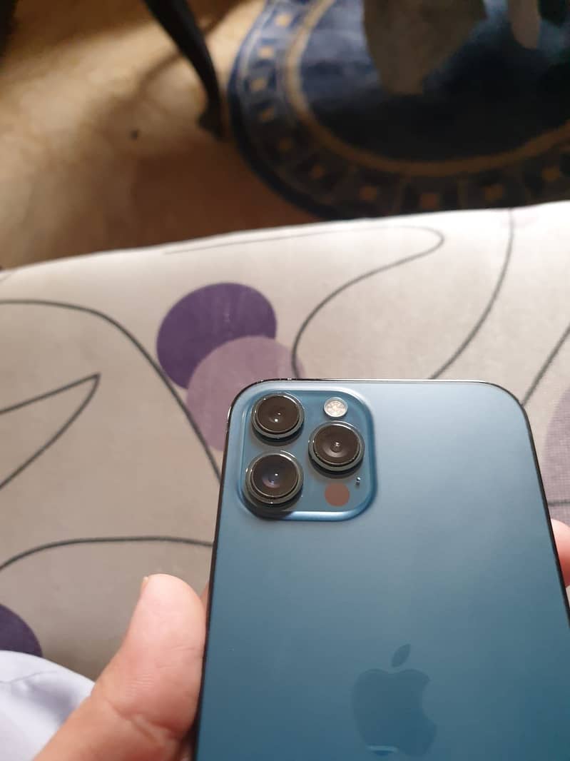Apple iPhone 12 Pro Max 5