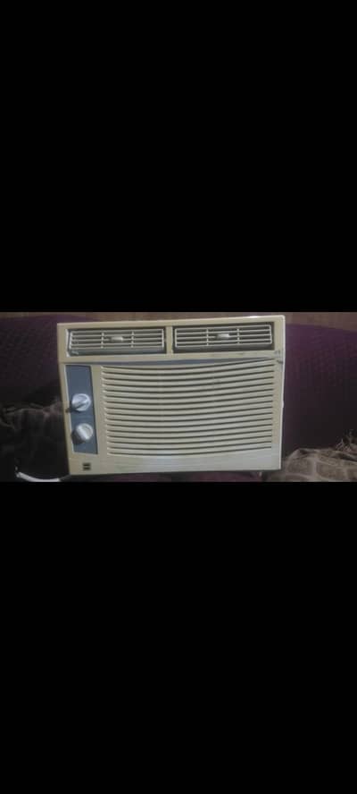 Window 0.5 ton original condition 1.5 say 2.0 Ampir
