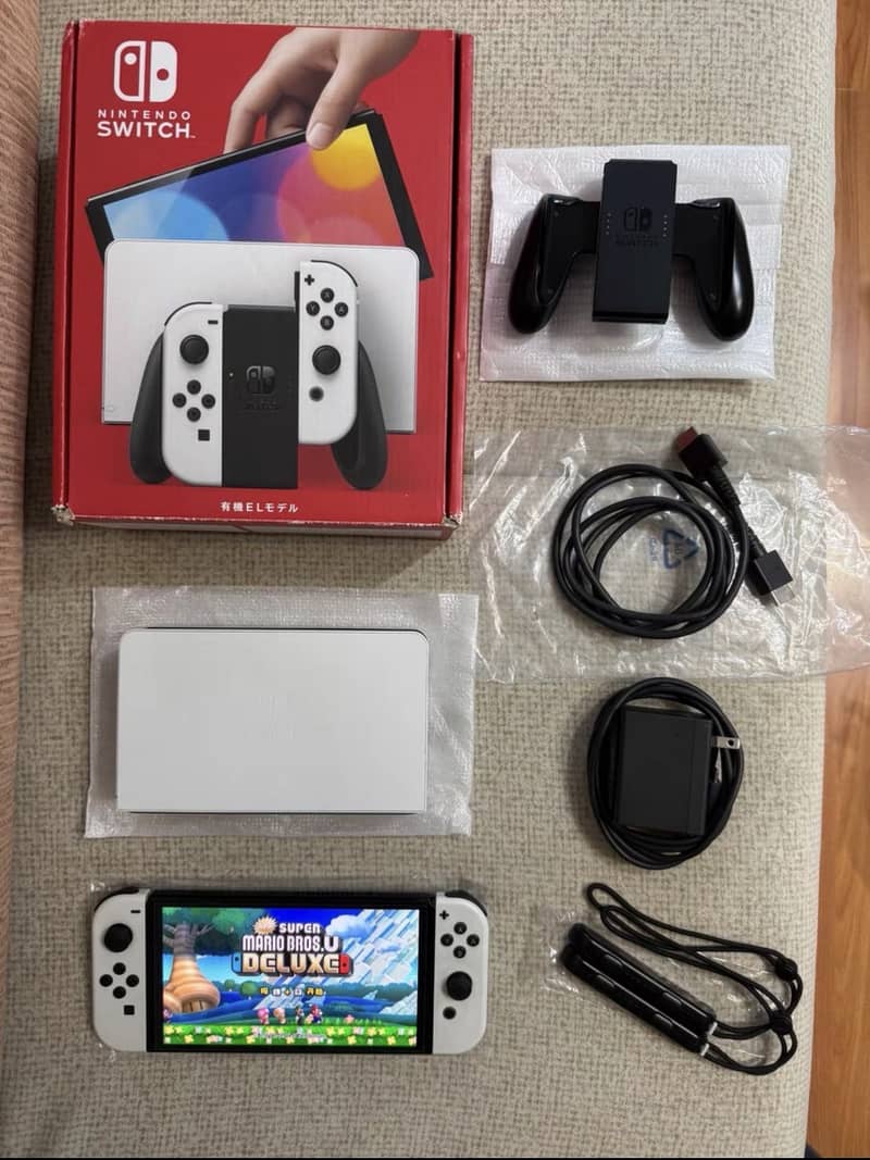 Nintendo Switch Oled with Box 0