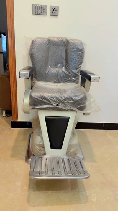 Salon chair for sale