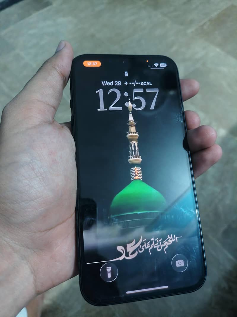 Apple iPhone 13 1