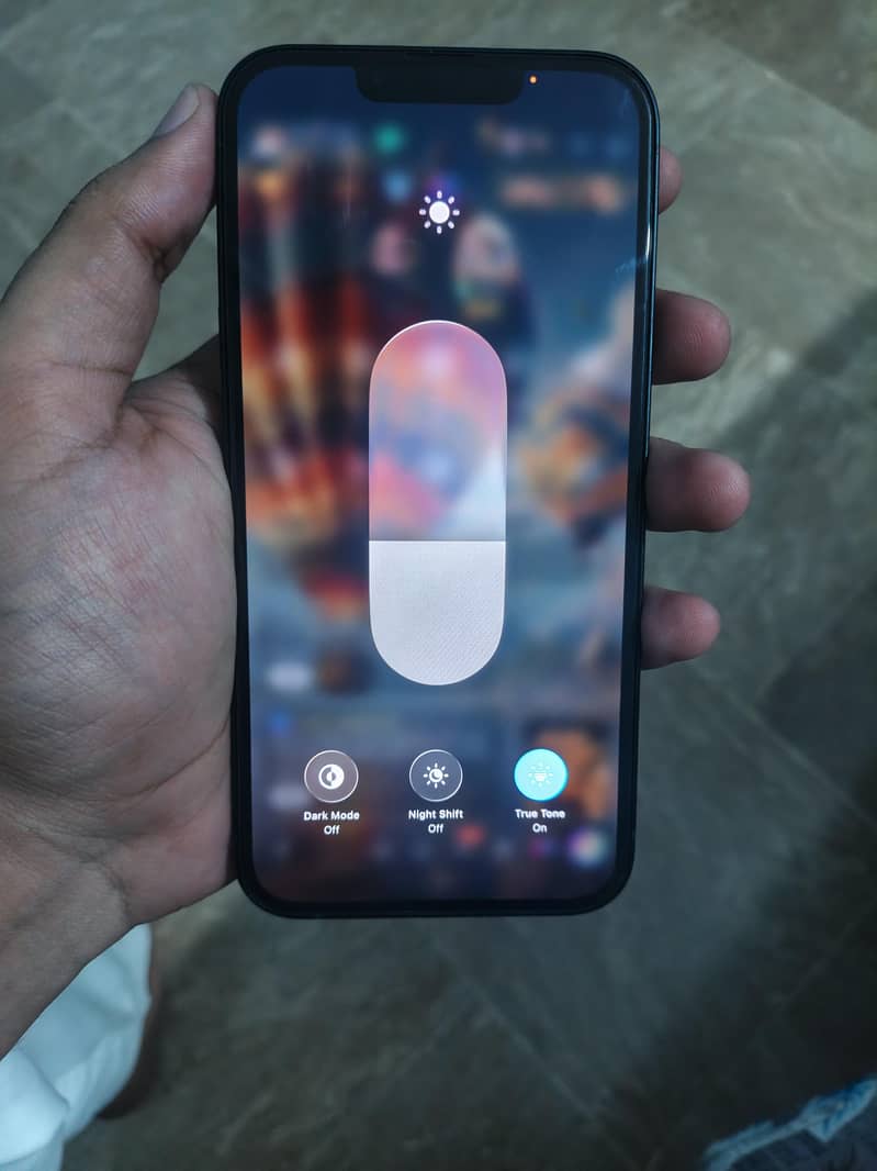 Apple iPhone 13 3