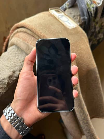 Apple iPhone 15