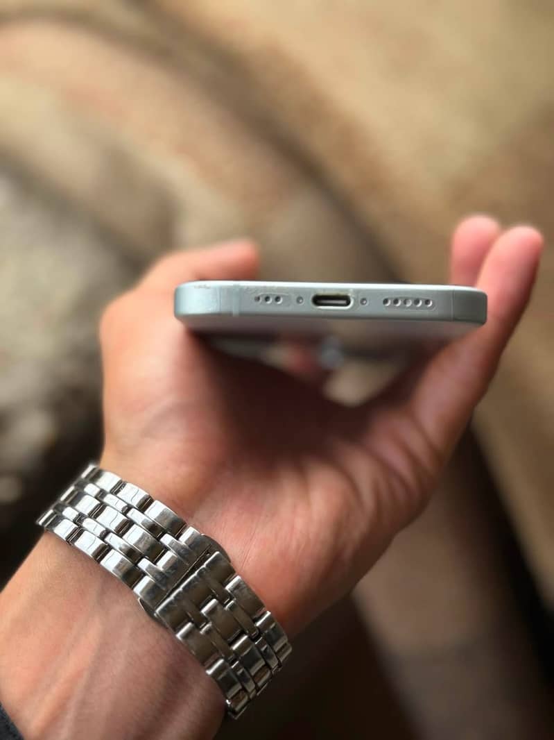Apple iPhone 15 1