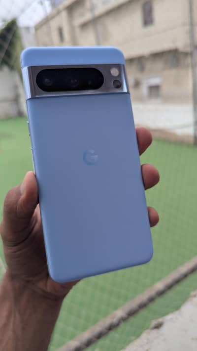 Google Pixel 8 Pro