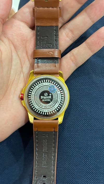 Original Sveston Hunter (SV-8238G) - Gold dial with genuine leather
