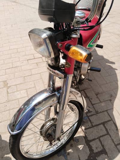 Honda CD70 Bike