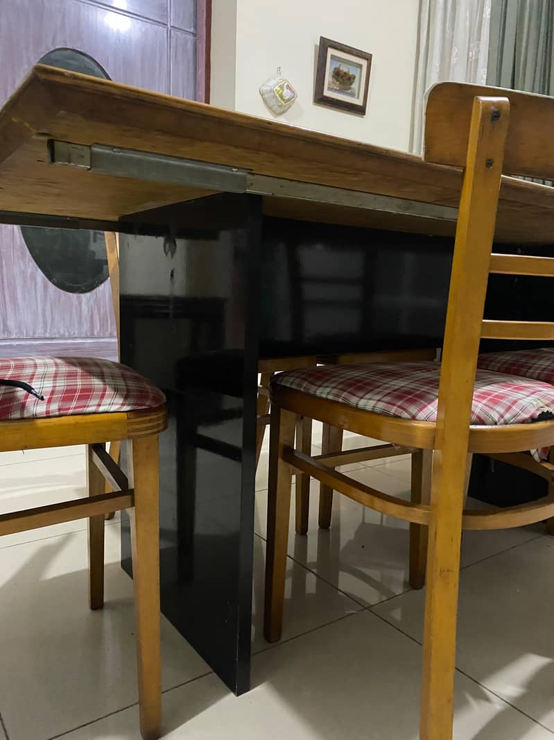 imported dining table 3