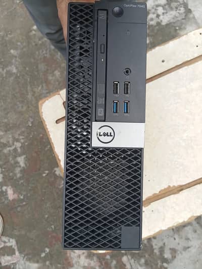 Dell latitude 7040 desktop for sale with lcd and keyboard all ok