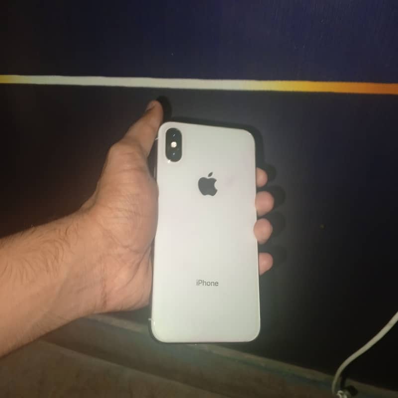 Apple iPhone X 6
