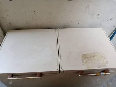 Dawlance full size Deep freezer