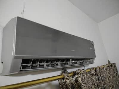 Gree AC 1-Ton Urgent sell running condition