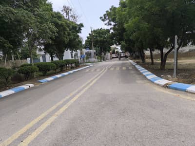 633 SQY PLOT CORNER - 150 Feet Road - MEERUT SOCIETY, SECTOR 9A, SCHEME 33