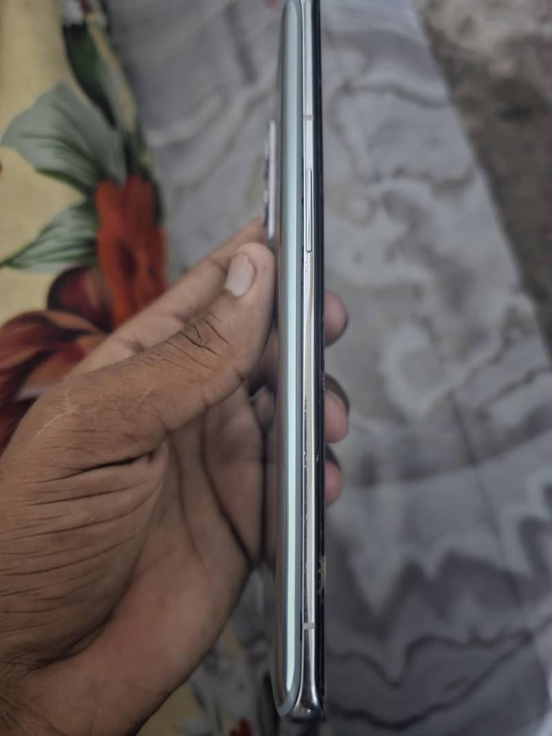One Plus 9 Pro 1