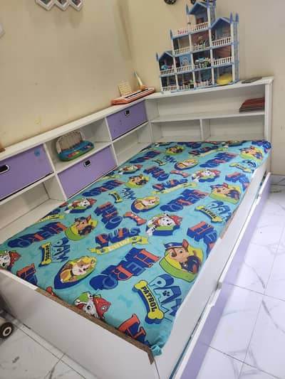 Lahore kidz doubble bed for sale urgently