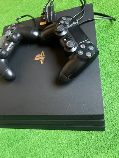 playstation 4 Pro 1tb UK With box