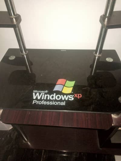 Modern Glass TV / Display Stand with Shelves – Excellent Condition