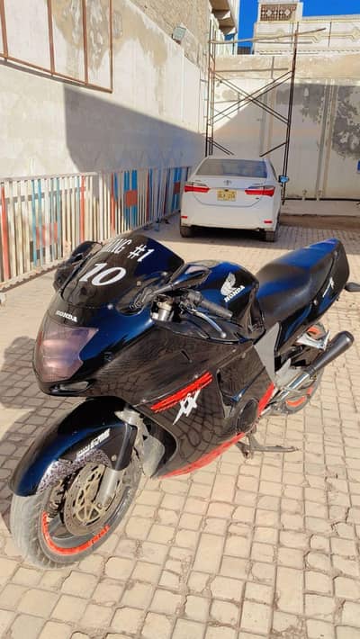 honda cbr blackbird 1100xx