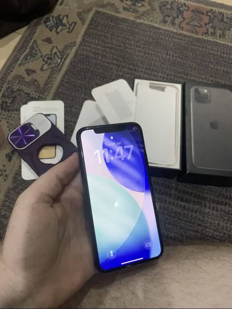 Apple iPhone 11 Pro 3