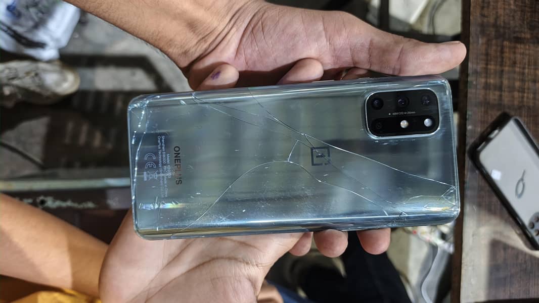 One Plus 8T 5