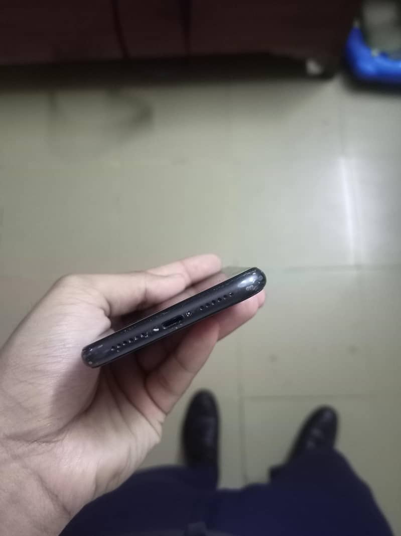 Apple iPhone 11 2