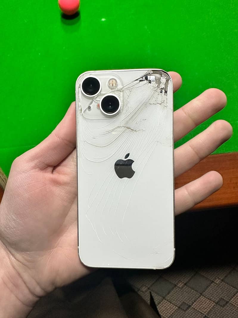 Apple iPhone 13 mini 0