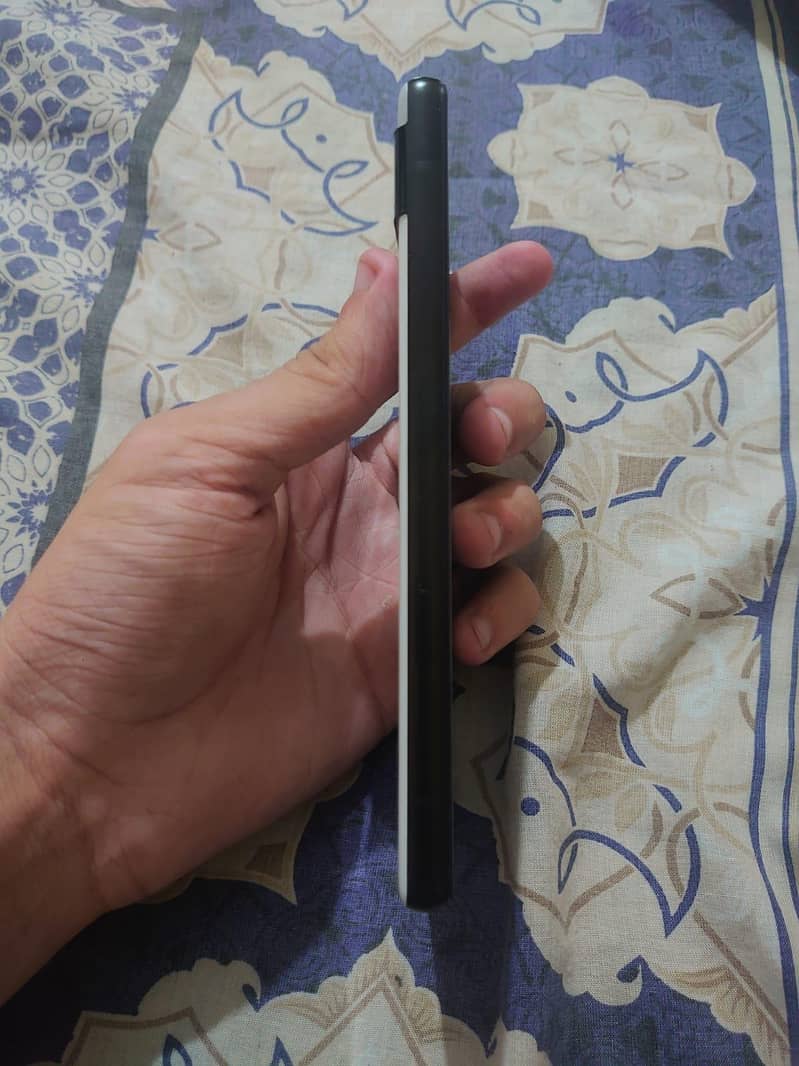Google Pixel 6a 3
