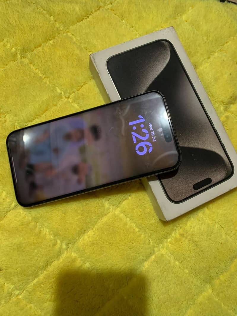 Apple iPhone 15 Pro Max 1
