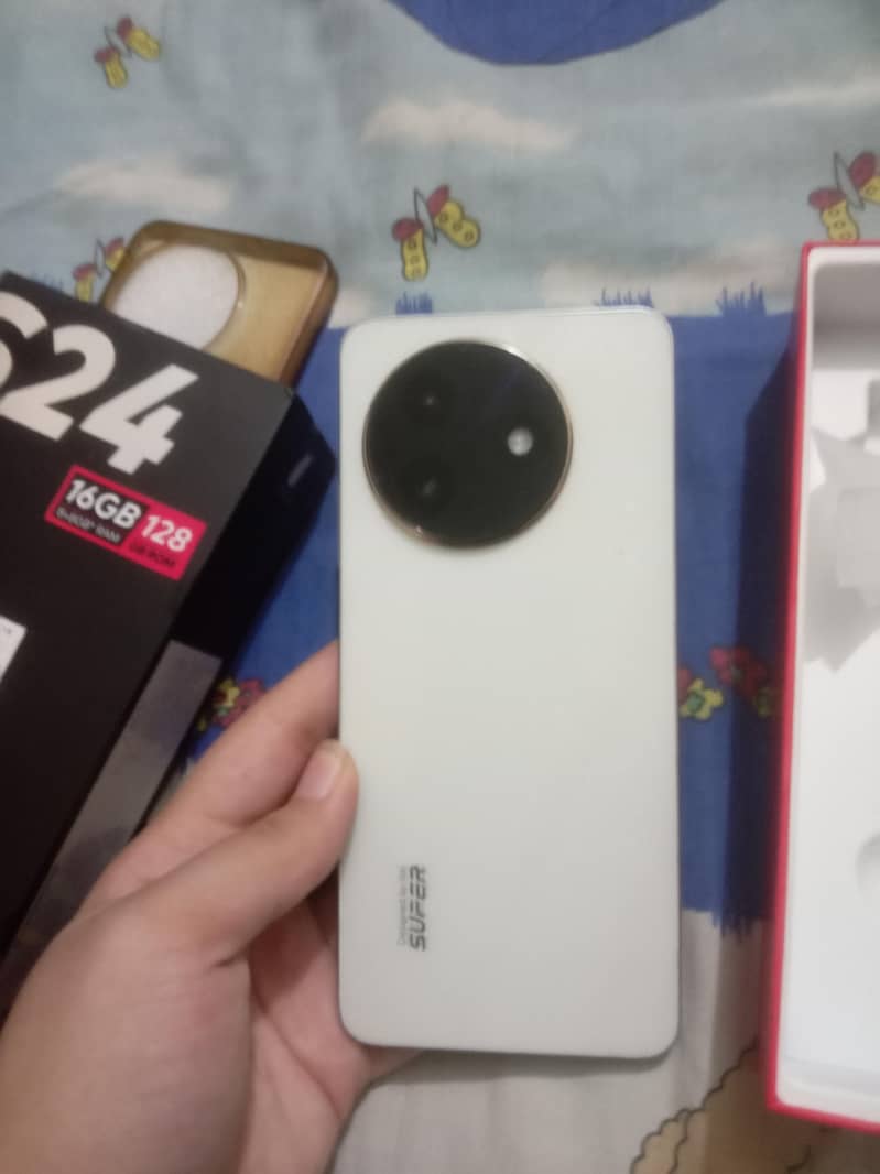 Itel S24 0