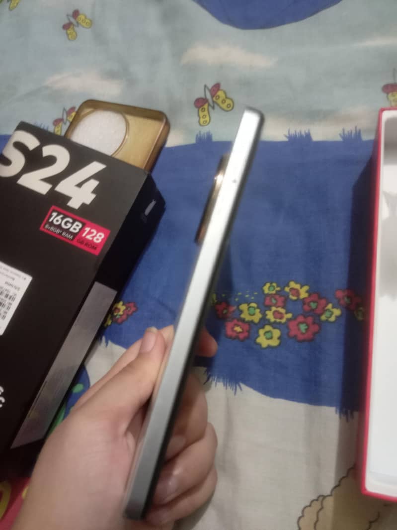 Itel S24 3