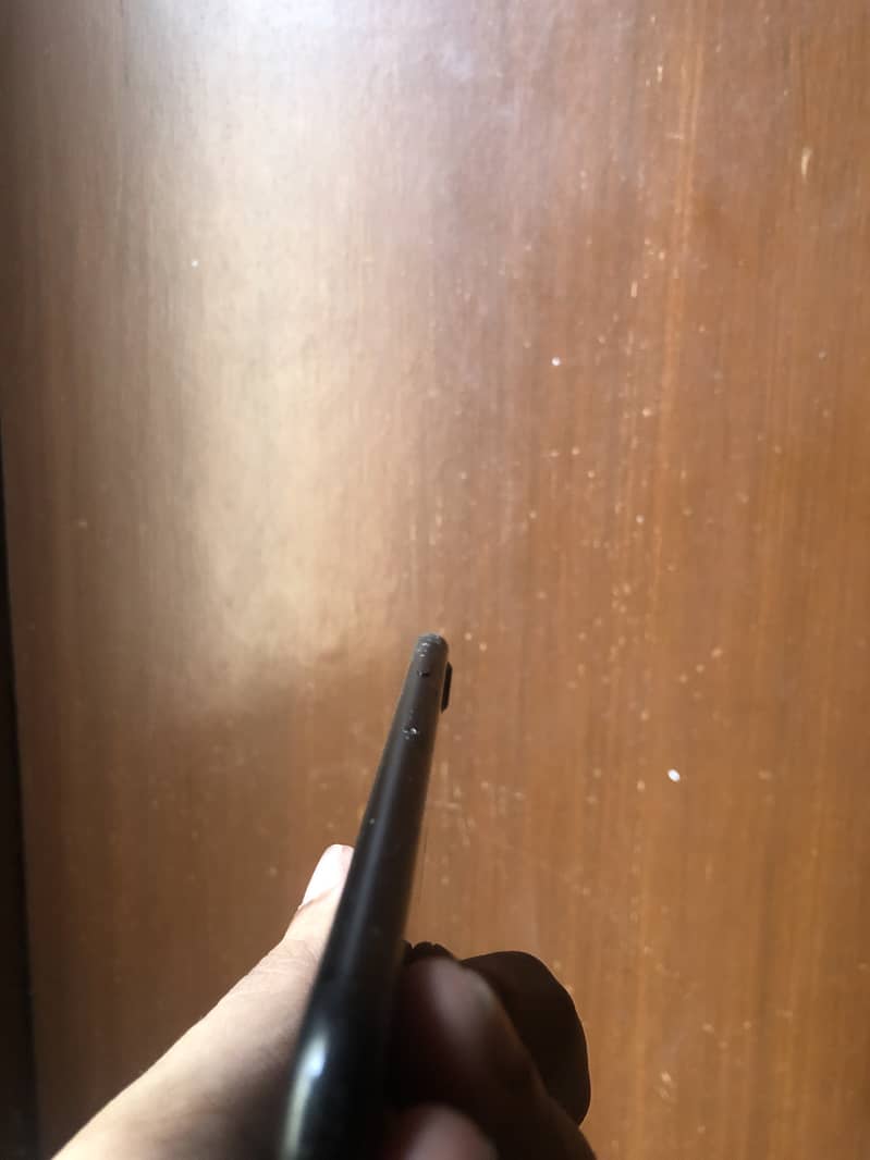 Apple iPhone 7 4