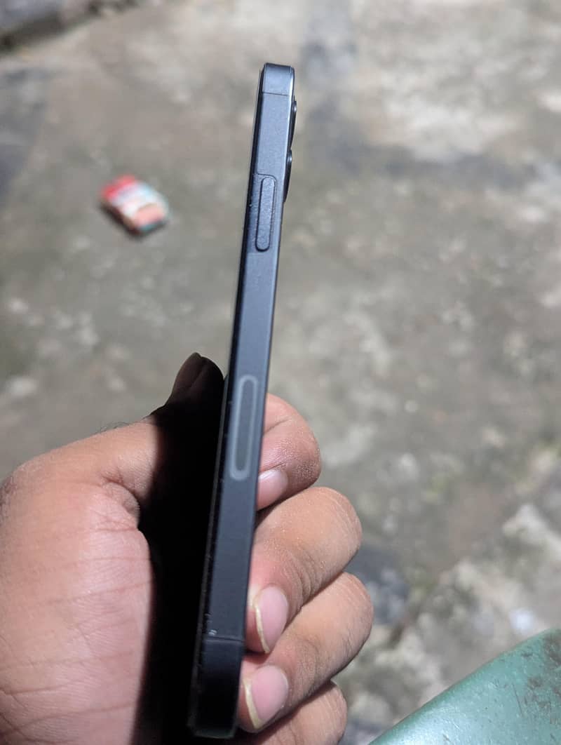 Apple iPhone 12 1
