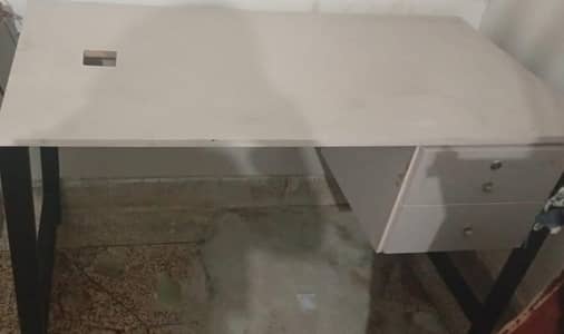 Laptop Table