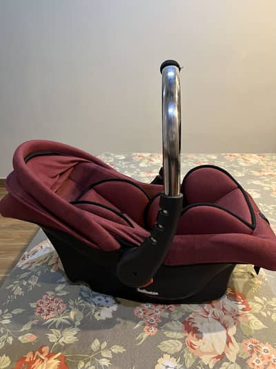 Baby carry cot