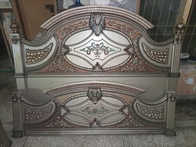 Used Bed and dressing Mirror with side tables