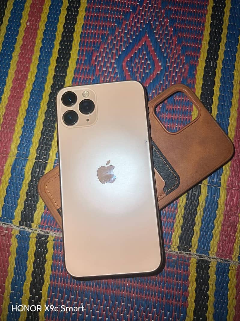 Apple iPhone 11 Pro 1