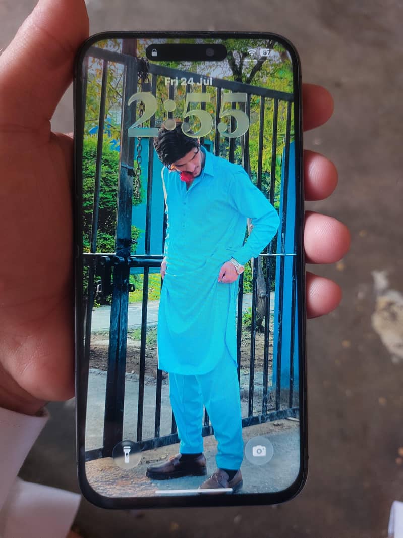 Apple iPhone 14 Pro Max 8