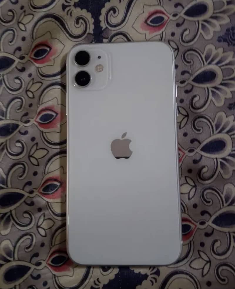 Apple iPhone 11 0