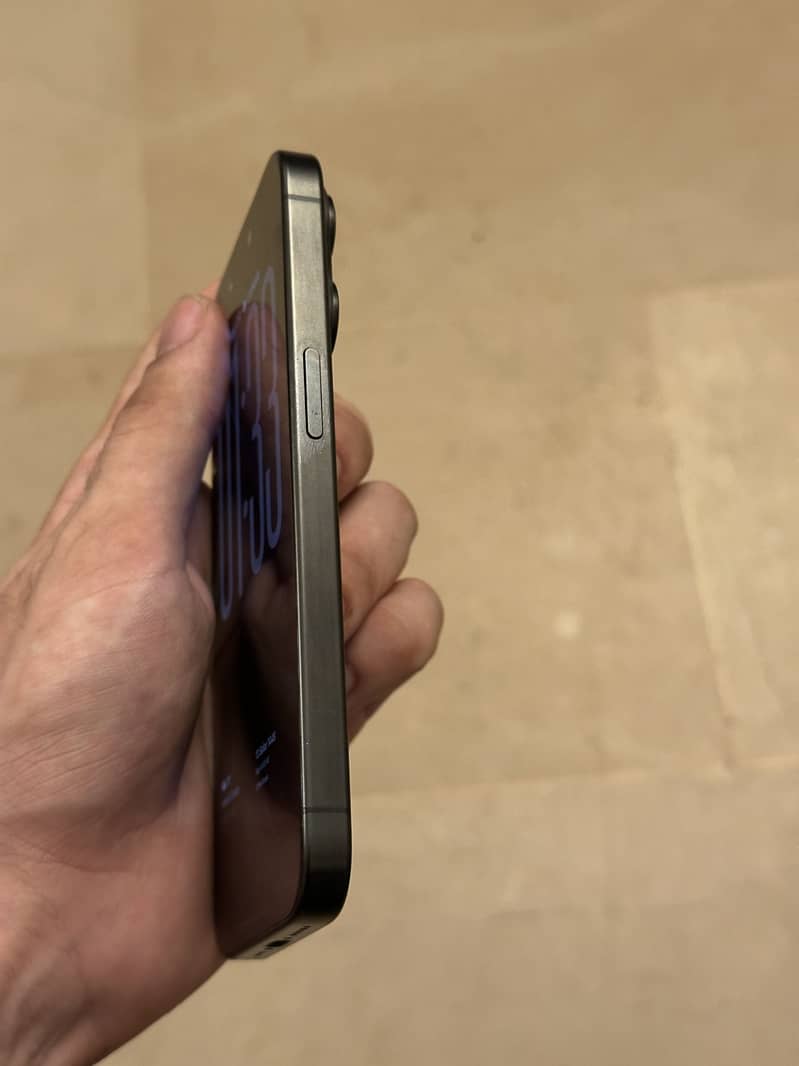 Apple iPhone 15 Pro 5