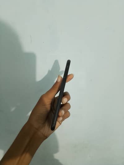 Apple iPhone SE