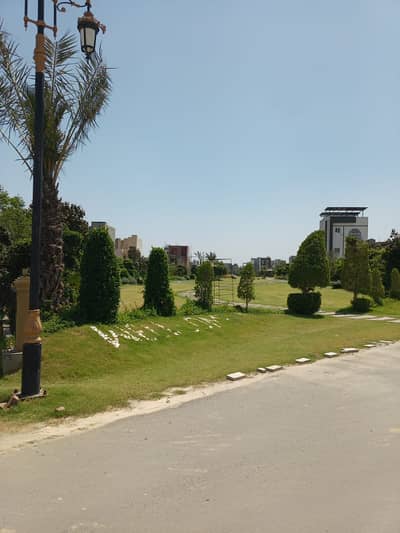 Good Location Plot Near To Plot 280 b