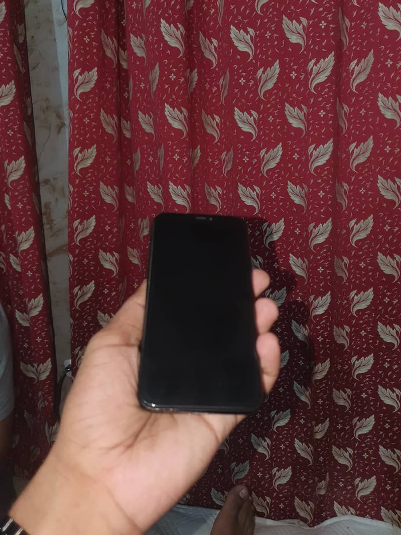 Apple iPhone 11 2