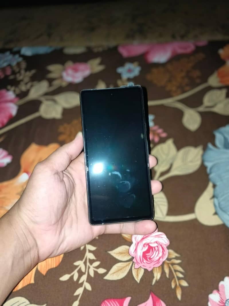 Google Pixel 7a 2