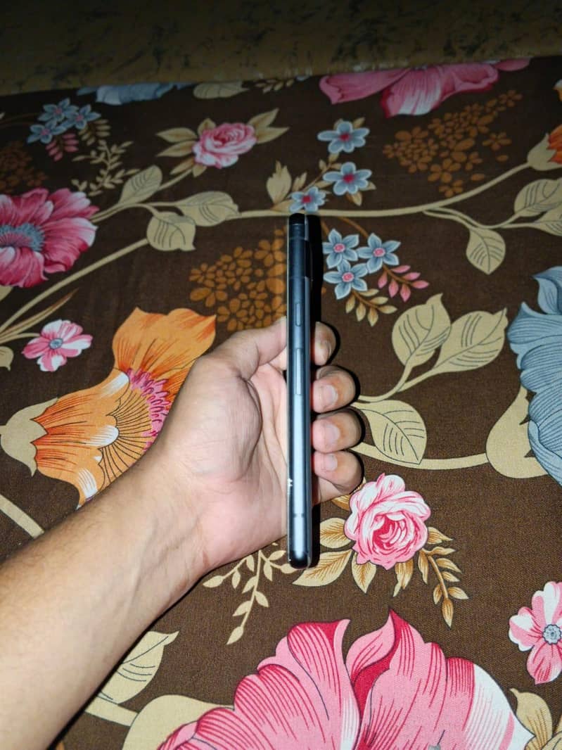 Google Pixel 7a 4