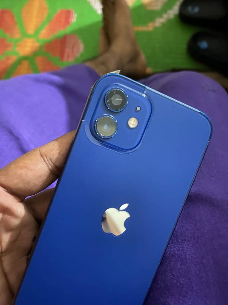 Apple iPhone 12 5